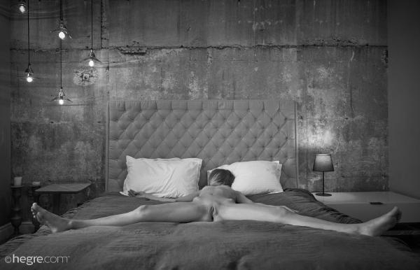Lotta nus dans la chambre #1
